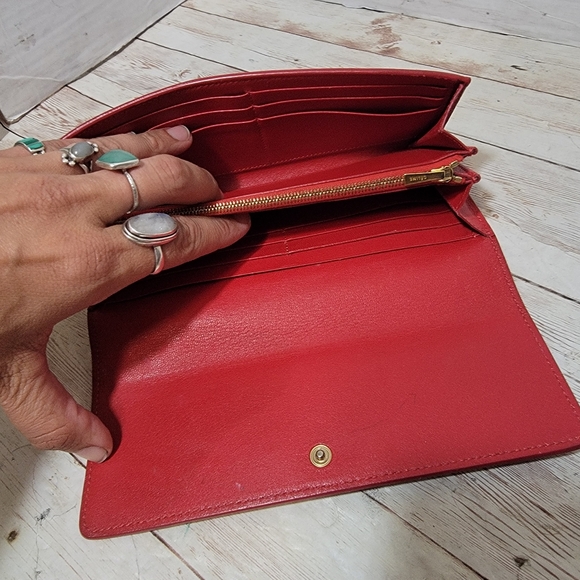 Celine vintage red foldover wallet - Picture 11 of 13